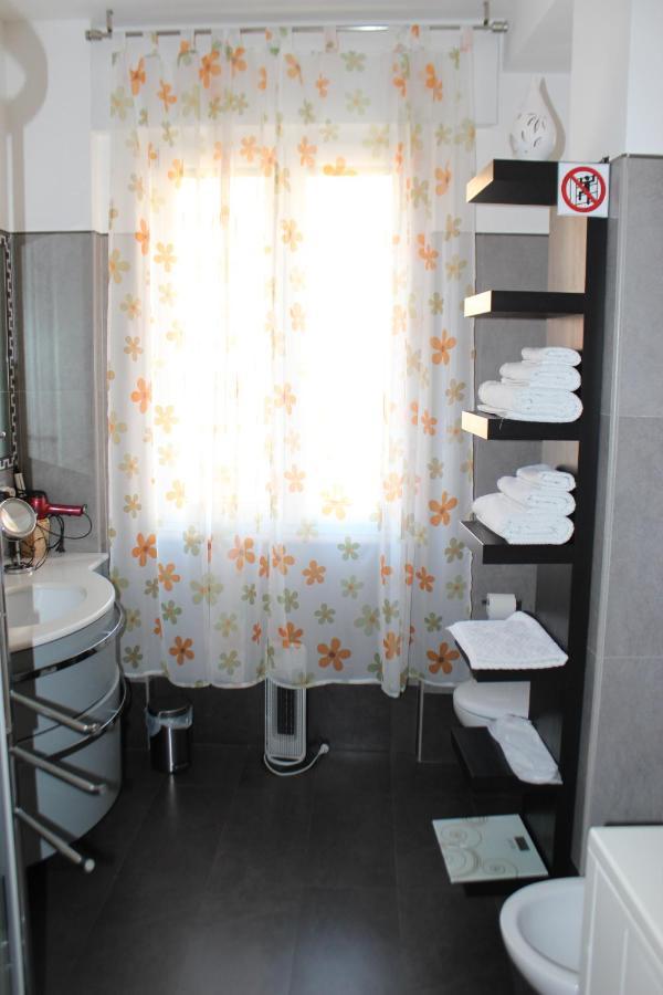Appartamento Emmerosa, Centro Citta, Parcheggio Verona Ngoại thất bức ảnh